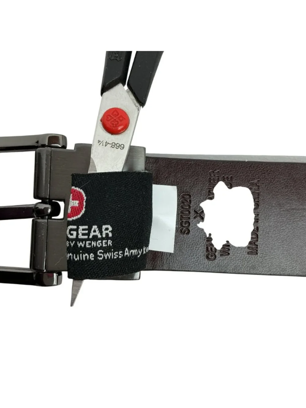 New Wenger Swissgear Reversible Pebbled Leather Belt With Gunmetal Buckle Mens B